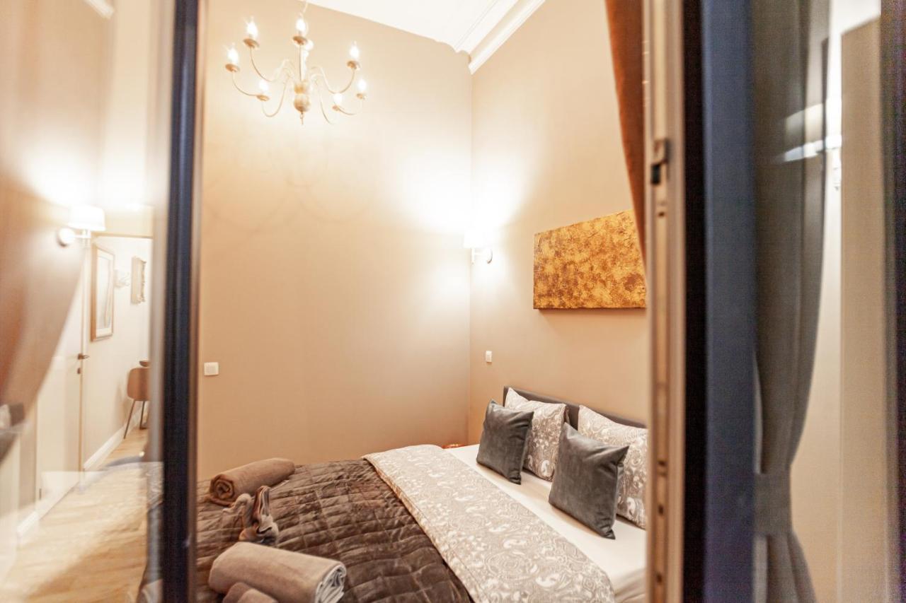 אנטוורפן Luxury Suites Palace By Rikas Hotels מראה חיצוני תמונה